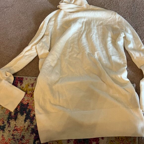 Club Monaco turtleneck sweater xl - Picture 5 of 7